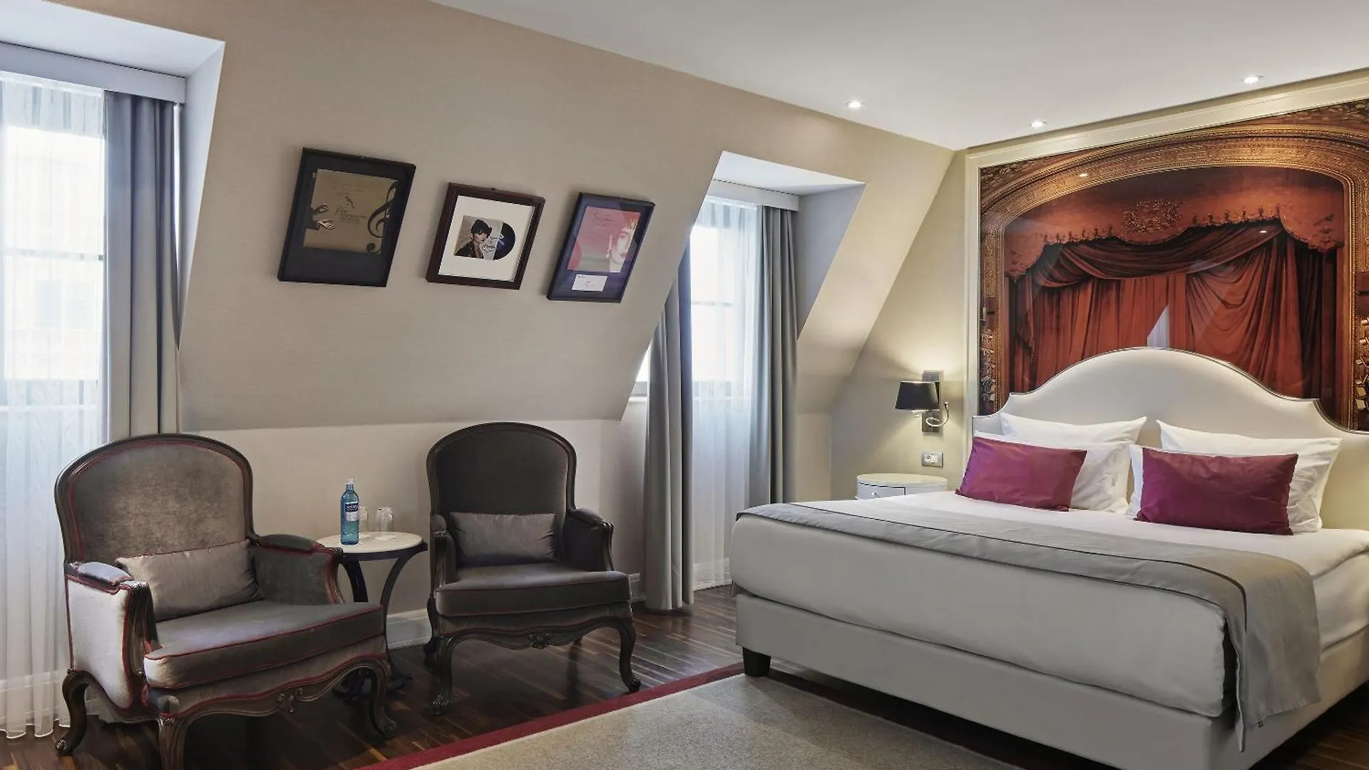 Hotel Titanic Gendarmenmarkt Berlin
