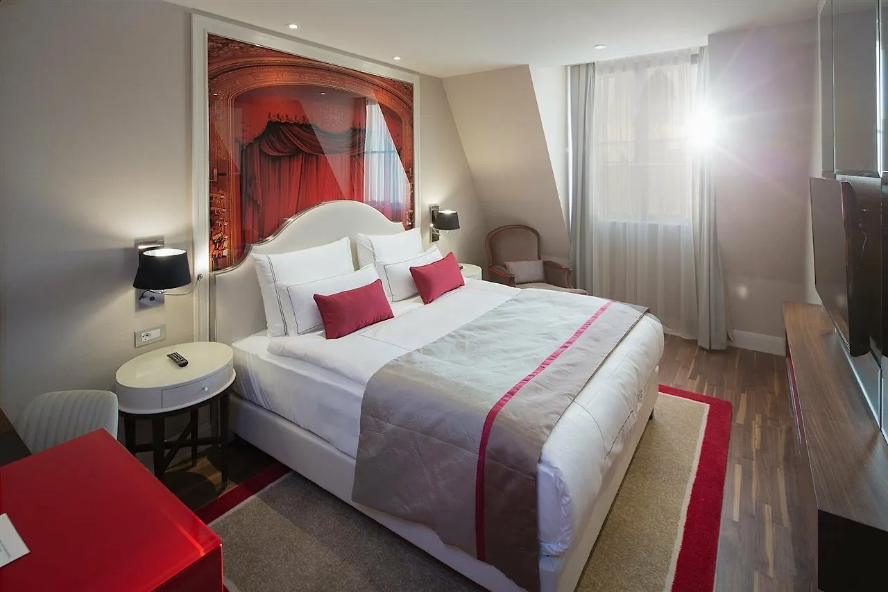 Titanic Gendarmenmarkt Berlin Hotel