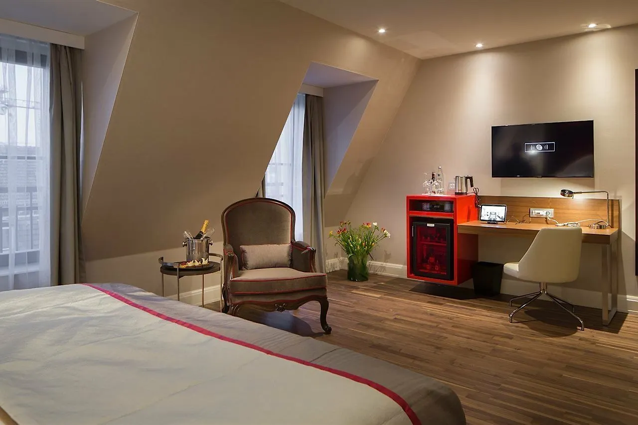 ***** Hotel Titanic Gendarmenmarkt Berlin Germany